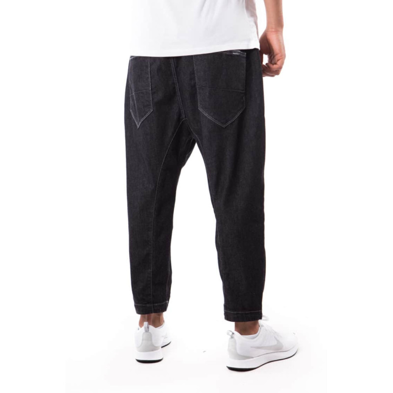 Saroual D1 Jeans Pantacourt - Coupe Djazairi - Noir Brut - Timssan Saroual D1 Jeans Pantacourt - Coupe Djazairi - Noir Brut - Timssan