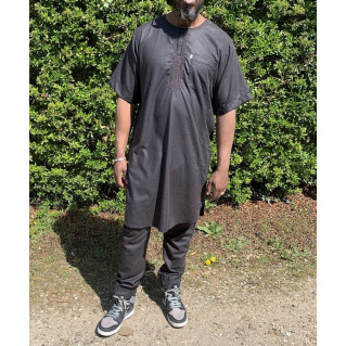 Qamis Pakistanais sans Col, Manche Courte - Tissu Coton Noir - Qamis Court + Pantalon - Afaq Qamis Pakistanais sans Col, Manche Courte - Tissu Coton Noir - Qamis Court + Pantalon - Afaq