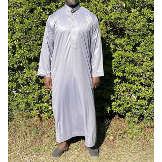 Qamis Long Saoudien De Luxe à Col - Tissu Glacé Gris Clair - Manche Longue Style Haramain ou Daffah -Afaq