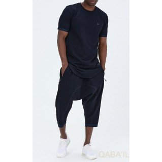 Sarouel et T-shirt noir, ensemble Qaba'il : Nautik Sarouel et T-shirt noir, ensemble Qaba'il : Nautik