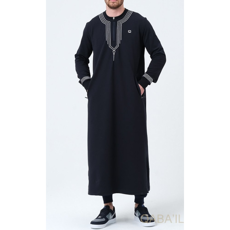 Qamis Long - Bleu Nuit et Broderie Blanc - Qaba'il : Sham Qamis Long - Bleu Nuit et Broderie Blanc - Qaba'il : Sham