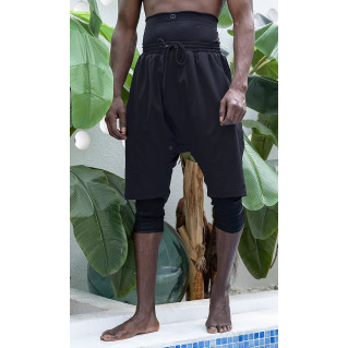 Le SwimShort Cycliste Noir - Short de Bain - L'Élégance en Mouvement par Qaba'il 
