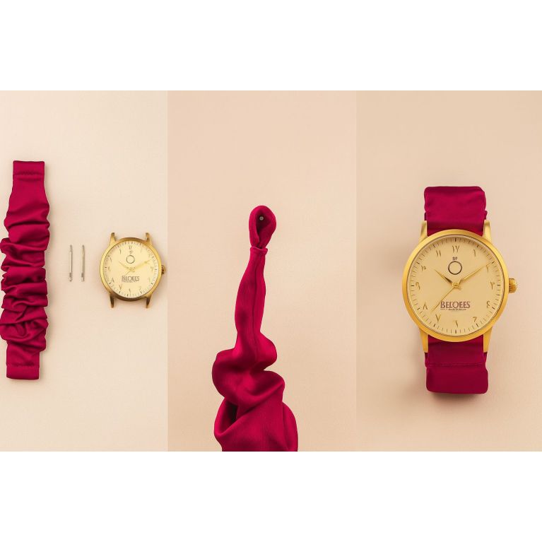Coffret Montres Femme avec 4 Bracelets Satinés Interchangeables Coffret Montres Femme avec 4 Bracelets Satinés Interchangeables