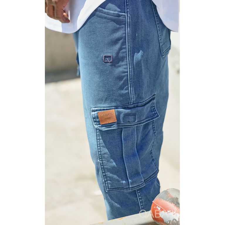 Pantacourt Cargo en Jean Stretch - Qaba'il Pantacourt Cargo en Jean Stretch - Qaba'il
