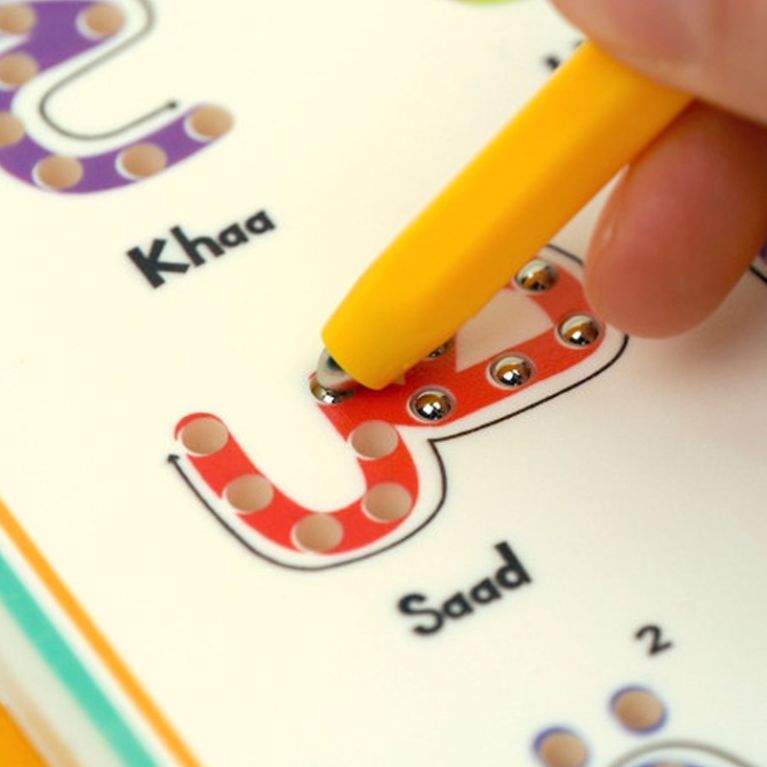 Tablette Magique de l'alphabet arabe (+3ans) - Sana Kids Tablette Magique de l'alphabet arabe (+3ans) - Sana Kids