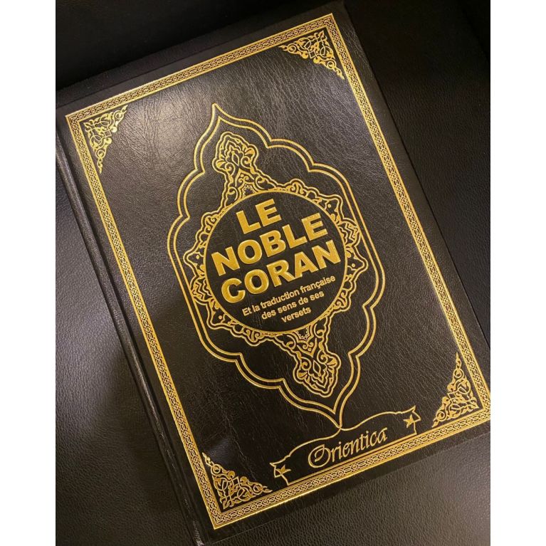 Le Noble Coran et la traduction française du sens de ses versets – Bilingue Français/Arabe – Grand Format 21 x 28,5 cm – Couvert