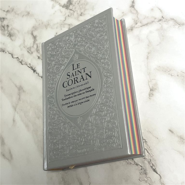 Le Saint Coran Arc en Ciel - Arabe / Français / Phonétique - Edition De Luxe - Couverture En Daim Couleur Argentée